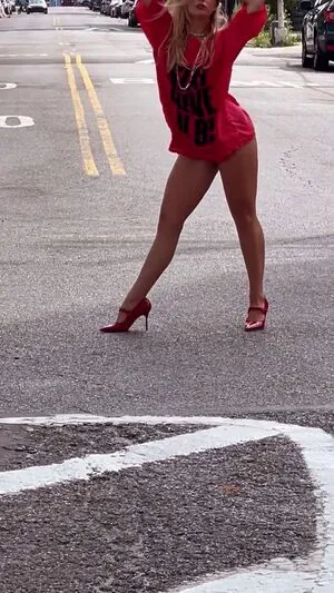 Addison Rae OnlyFans Leaked Free Thumbnail Picture - #LbfvEUPsvQ