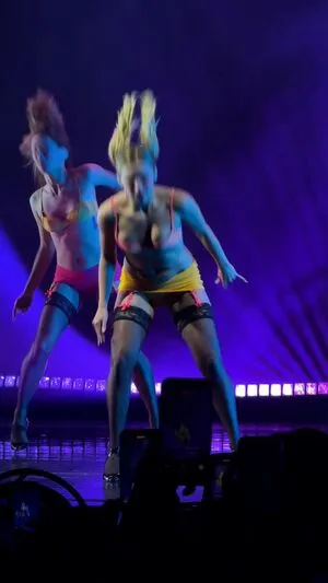 Addison Rae OnlyFans Leaked Free Thumbnail Picture - #MMZmjMbgvE