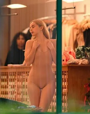 Addison Rae OnlyFans Leaked Free Thumbnail Picture - #QfwLLLxjQi