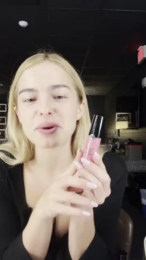 Addison Rae OnlyFans Leaked Free Thumbnail Picture - #SKpmmXhmFS