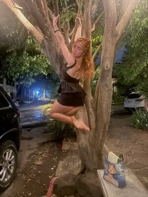 Addison Rae OnlyFans Leaked Free Thumbnail Picture - #Up4kiOys2F