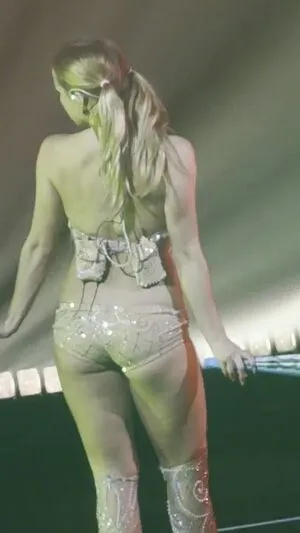 Addison Rae OnlyFans Leaked Free Thumbnail Picture - #VMNDeXGnyB