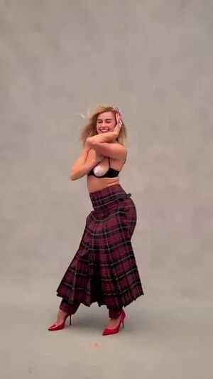 Addison Rae OnlyFans Leaked Free Thumbnail Picture - #VwRi3hiWSC