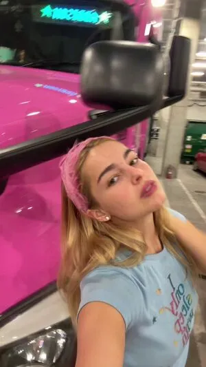 Addison Rae OnlyFans Leaked Free Thumbnail Picture - #YSDCCMlRFA