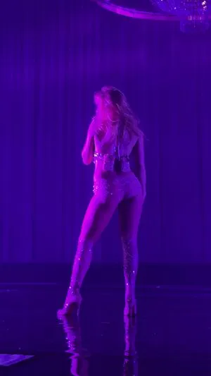 Addison Rae OnlyFans Leaked Free Thumbnail Picture - #YrMtgfYL67