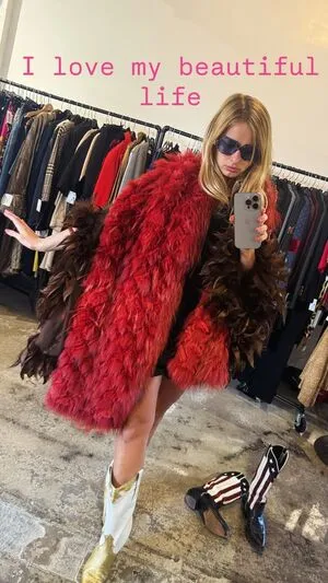 Addison Rae OnlyFans Leaked Free Thumbnail Picture - #ZotLG86Sjh