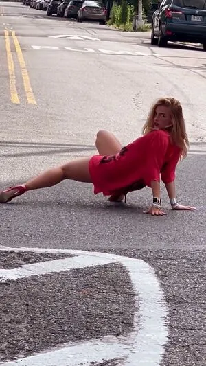 Addison Rae OnlyFans Leaked Free Thumbnail Picture - #bUSJGwGLfo