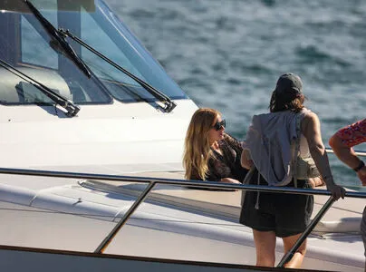 Addison Rae OnlyFans Leaked Free Thumbnail Picture - #bkt83O88Z2