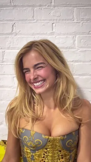 Addison Rae OnlyFans Leaked Free Thumbnail Picture - #dEfHyaG2O3