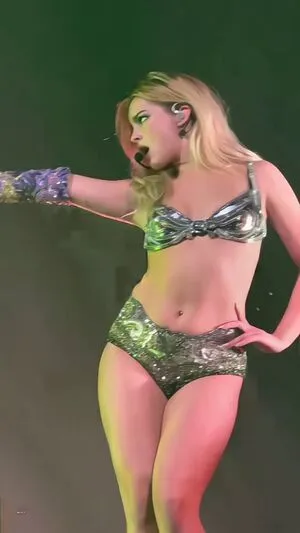 Addison Rae OnlyFans Leaked Free Thumbnail Picture - #lhpuBE9BRP