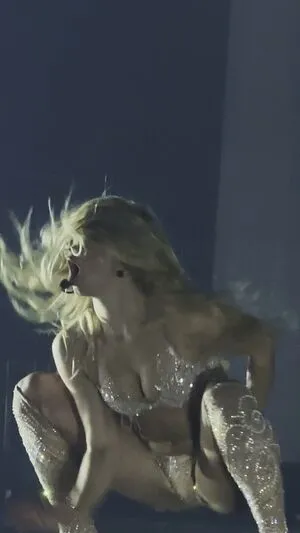 Addison Rae OnlyFans Leaked Free Thumbnail Picture - #mgKKODafSo