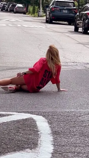 Addison Rae OnlyFans Leaked Free Thumbnail Picture - #ouMwlMOACU