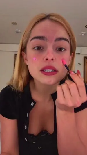 Addison Rae OnlyFans Leaked Free Thumbnail Picture - #qqhgy5aomo