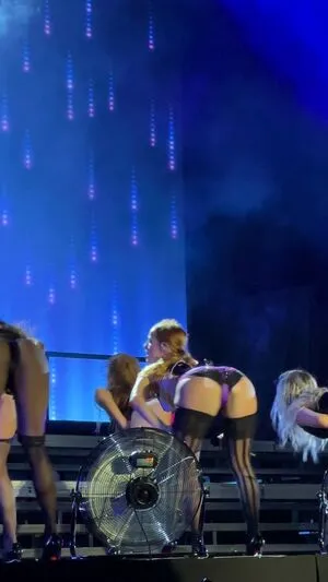 Addison Rae OnlyFans Leaked Free Thumbnail Picture - #s181mLN1zg