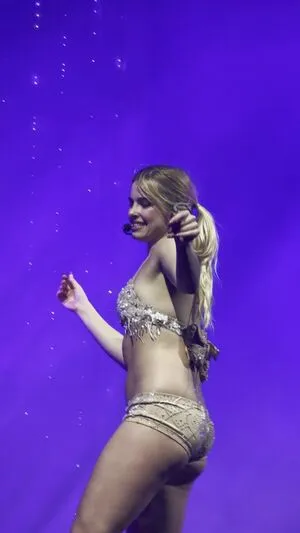 Addison Rae OnlyFans Leaked Free Thumbnail Picture - #soBgIgYZ27