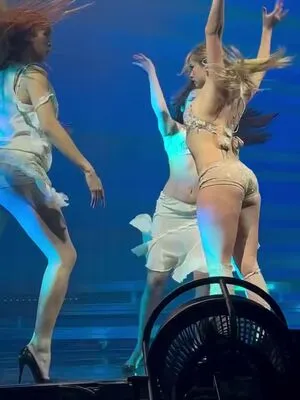 Addison Rae OnlyFans Leaked Free Thumbnail Picture - #tkpDSytiq1