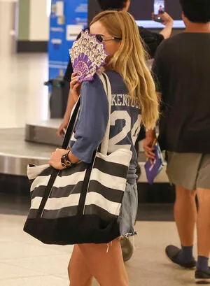 Addison Rae OnlyFans Leaked Free Thumbnail Picture - #xR9lnKOpRh