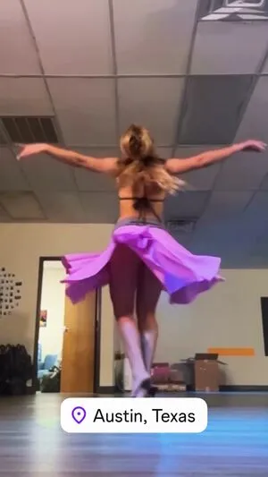 Addison Rae OnlyFans Leaked Free Thumbnail Picture - #yiqLgL17Kv