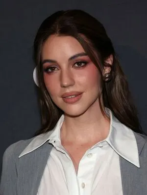 Adelaide Kane OnlyFans Leaked Free Thumbnail Picture - #8ocukWm4NU