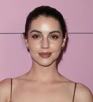 Adelaide Kane OnlyFans Leaked Free Thumbnail Picture - #Sh8O3xRX3D