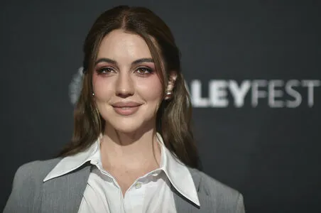 Adelaide Kane OnlyFans Leaked Free Thumbnail Picture - #hjh2fIRqoi