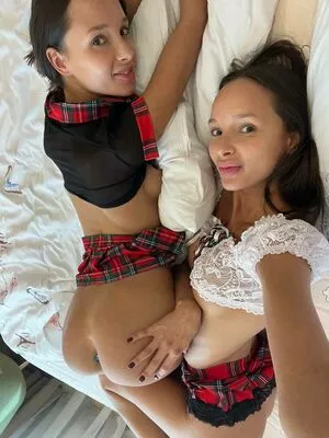 Adelalinka Twins OnlyFans Leaked Free Thumbnail Picture - #PYq1tajbf8