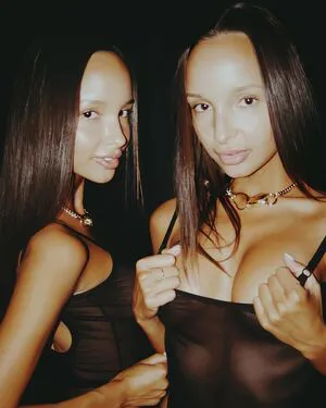 Adelalinka Twins OnlyFans Leaked Free Thumbnail Picture - #pRFMR9tLwE
