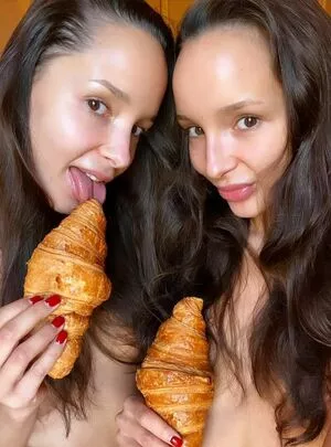 Adelalinka Twins OnlyFans Leaked Free Thumbnail Picture - #qUAHyyntAv