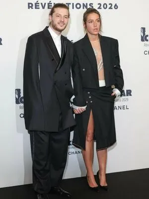 Adele Exarchopoulos OnlyFans Leaked Free Thumbnail Picture - #8xvm8bSDxy