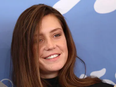 Adele Exarchopoulos OnlyFans Leaked Free Thumbnail Picture - #KOdHFJzScn