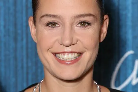 Adele Exarchopoulos OnlyFans Leaked Free Thumbnail Picture - #ds0okoLdJL