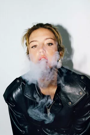 Adele Exarchopoulos OnlyFans Leaked Free Thumbnail Picture - #gQPjVtoAAA