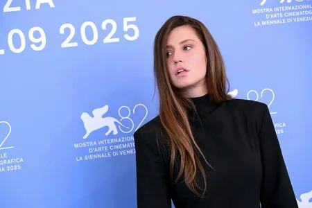 Adele Exarchopoulos OnlyFans Leaked Free Thumbnail Picture - #yld2dkahg9