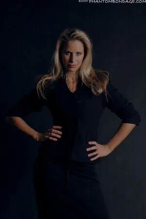 Adele Stephens OnlyFans Leaked Free Thumbnail Picture - #1FNH91GLiN