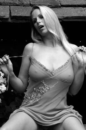 Adele Stephens OnlyFans Leaked Free Thumbnail Picture - #SwqDOrYLbf