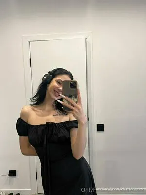 Adelebee OnlyFans Leaked Free Thumbnail Picture - #X9TutQ0N5H