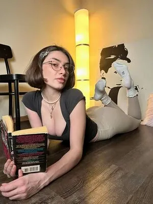 Adelemoor OnlyFans Leaked Free Thumbnail Picture - #q3Iyor06f1