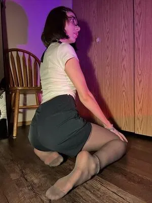 Adelemoor OnlyFans Leaked Free Thumbnail Picture - #x4kezB09TO