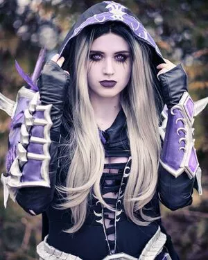 Adeline Frost OnlyFans Leaked Free Thumbnail Picture - #PfVxHForn3