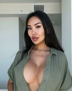 Adelinelux OnlyFans Leaked Free Thumbnail Picture - #U1c41tfdmR