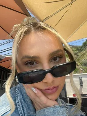 Adinamustatv OnlyFans Leaked Free Thumbnail Picture - #gh8i6qiMkv