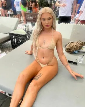 Adisyn Valencia OnlyFans Leaked Free Thumbnail Picture - #vGNYjq6ukk