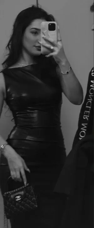 Adolladola OnlyFans Leaked Free Thumbnail Picture - #9t9ALure6R