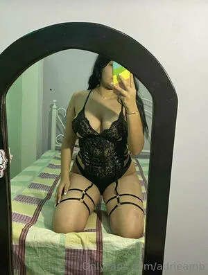 Adri Feet OnlyFans Leaked Free Thumbnail Picture - #6ENBaBLf00