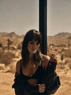 Adria Arjona OnlyFans Leaked Free Thumbnail Picture - #4uBR3G4T4l