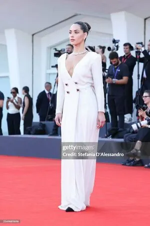 Adria Arjona OnlyFans Leaked Free Thumbnail Picture - #920YbXFF3R