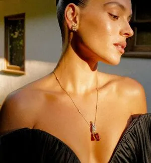 Adria Arjona OnlyFans Leaked Free Thumbnail Picture - #PYJza54dwi