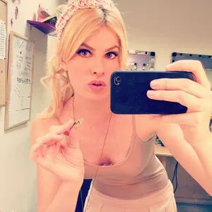 Adriana Abenia OnlyFans Leaked Free Thumbnail Picture - #4N0Kd5z13t