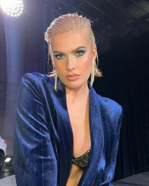Adriana Abenia OnlyFans Leaked Free Thumbnail Picture - #UgXQzVKWJQ