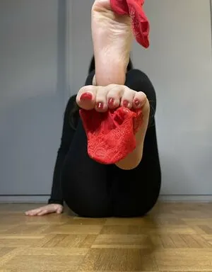 Adriana Feetgirl OnlyFans Leaked Free Thumbnail Picture - #oUVodpKAIR